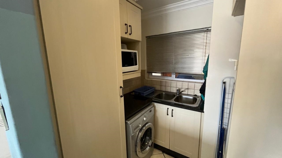 2 Bedroom Property for Sale in Jeffreys Bay Central Eastern Cape